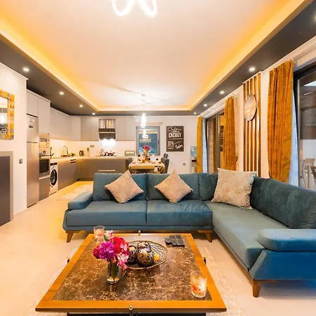 Islamlar Sleeps 4 With Pool And Air Con Willa